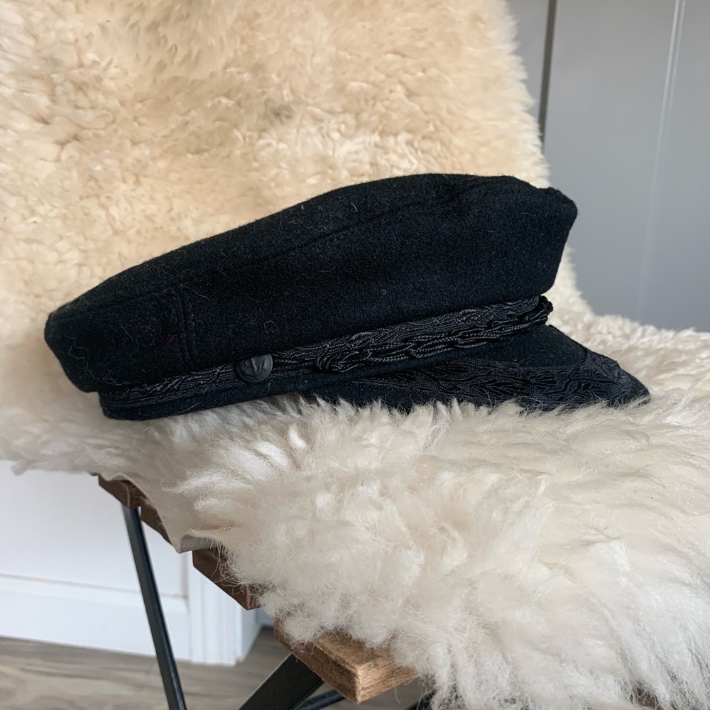 🌟SOLD🌟 Black wool Greek fisherman’s cap